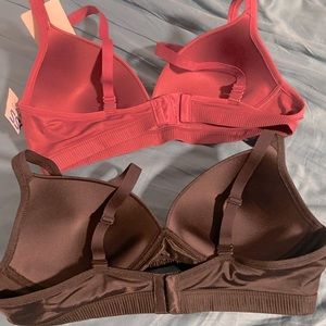 NWT 2-pack Warner’s Bras 38B